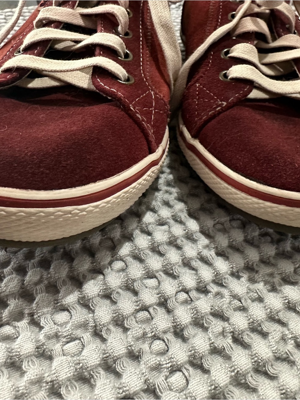 Taos Retro Star Suede Sneakers Womens Sz 8.5 Burgundy Rust Lace Up Comfort - Picture 6 of 12
